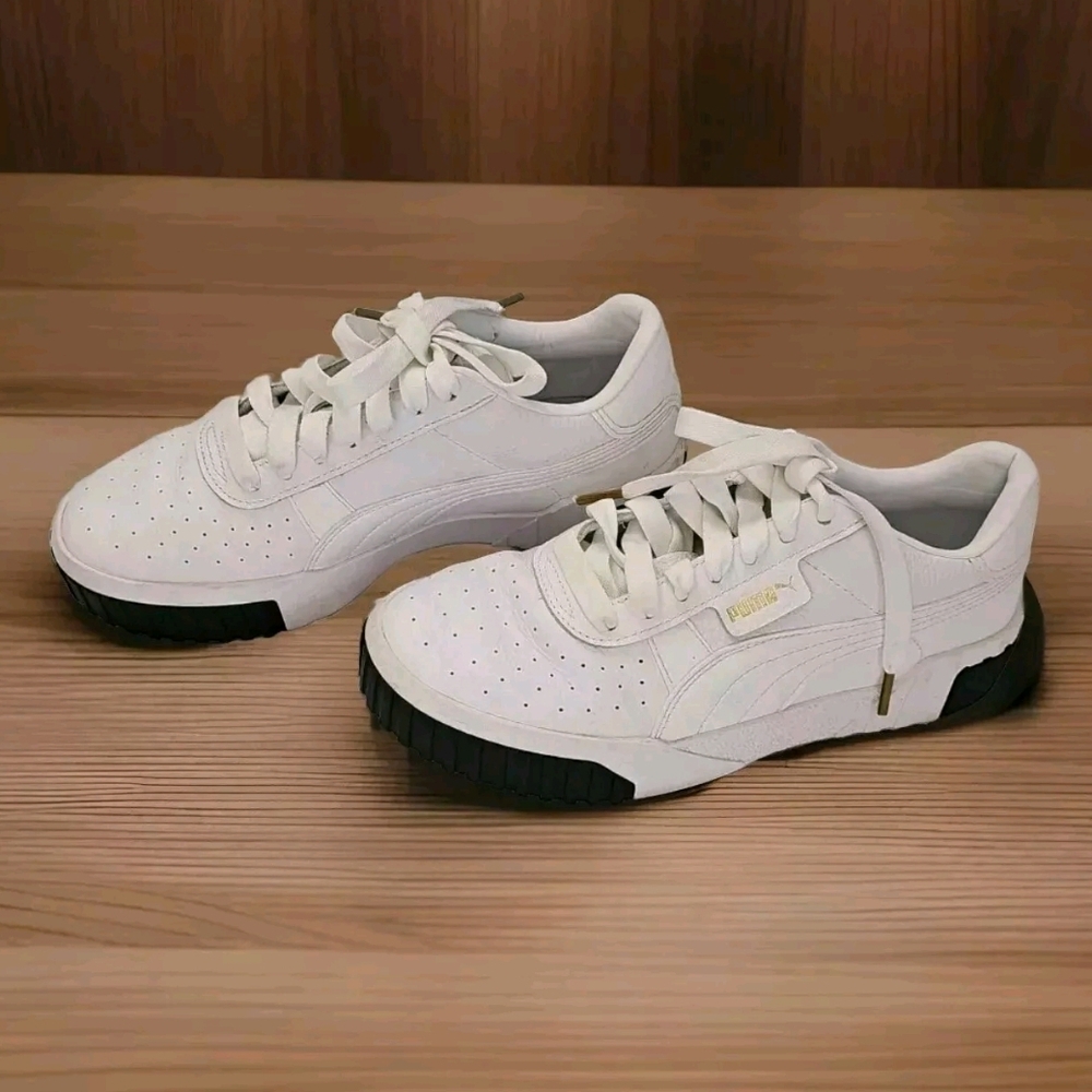 PUMA Women's Cali Sneaker White And Black Size 8